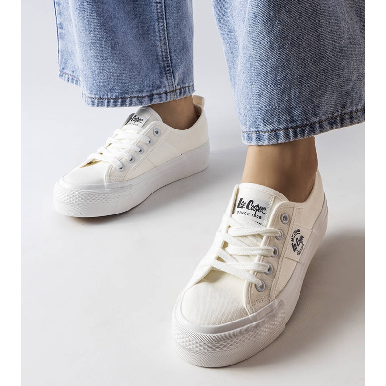 Bílé tenisky Lee Cooper LCW-22-31-0837L bílý 1 Bílé tenisky Lee Cooper LCW-22-31-0837L bílý 1