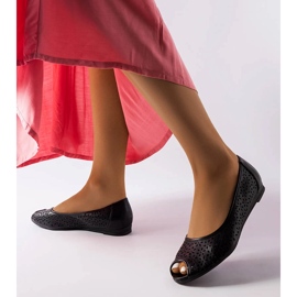 Černé prolamované baleríny od Lafondu černý 1