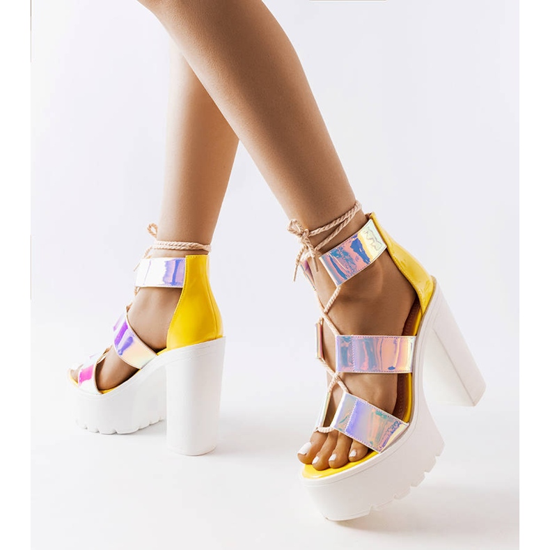 Inna Žluté robustní sandály značky Katja žlutá 1