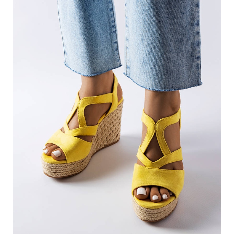 Žluté klínové espadrilky od Bois žluť 1