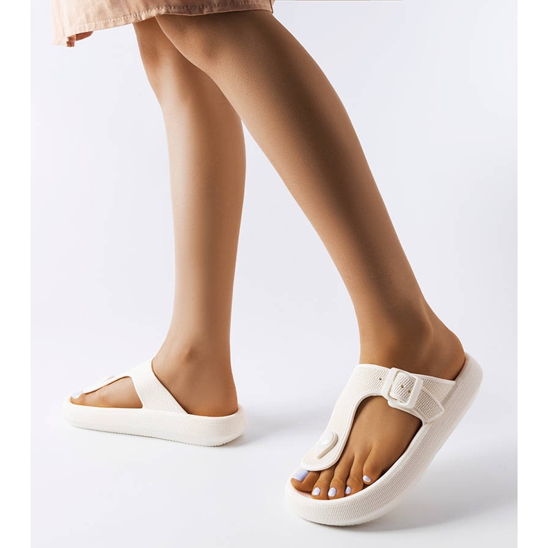 Bílé žabky na platformě Moretti bílý 2