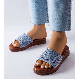 Modré prolamované slidery se zirkony od Irvine modrý 1 Modré prolamované slidery se zirkony od Irvine modrý 1