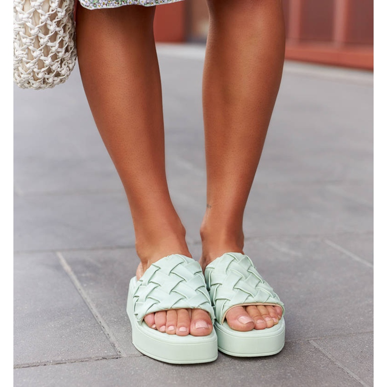 Zelené pantofle na platformě Esposito zelená 1