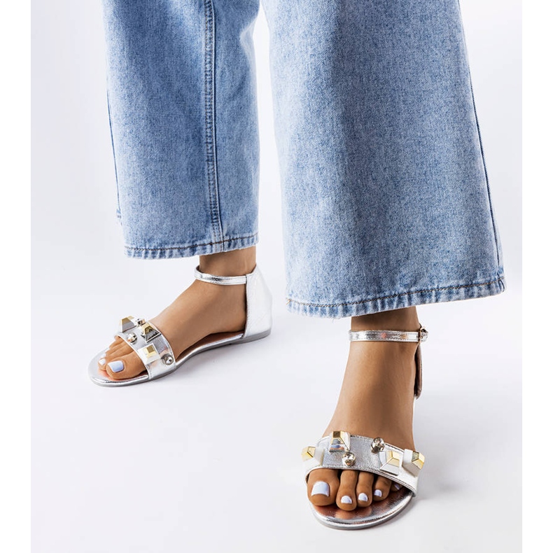 Stříbrné ozdobné sandály Riverdale stříbrný 1