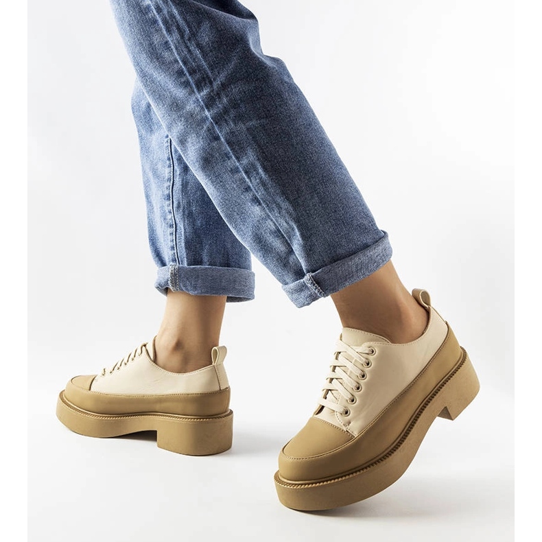 Tmavě béžové ploché boty značky Merico béžový 1