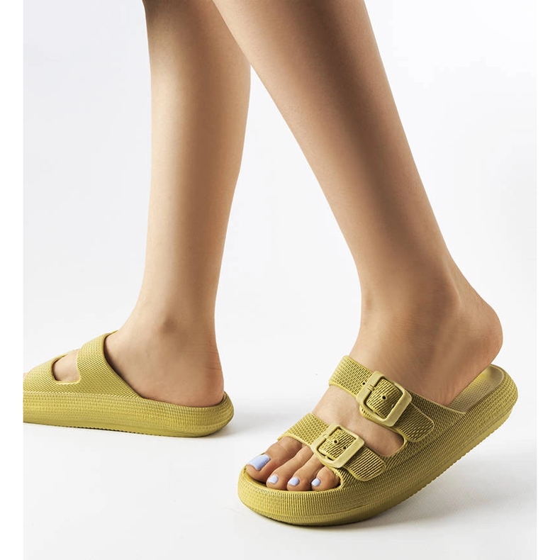 Zelené gumové jezdce s přezkami z Padovy zelená 1