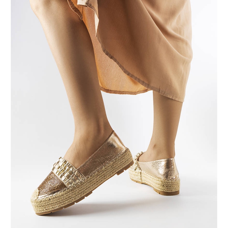 Zlaté espadrilky s kubickou zirkonií od Lauro zlatý 1 Zlaté espadrilky s kubickou zirkonií od Lauro zlatý 1