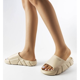 Béžové pantofle Big Star LL274593 béžový 2