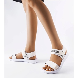 Bílé sportovní sandály Big Star HH274A026 bílý 1