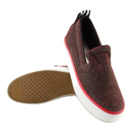 Iridescentní slip-on s páskem na patě W-3004 Red červený 1