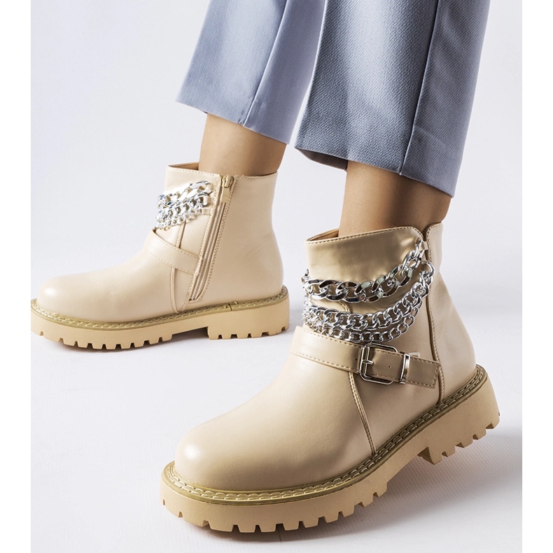 Béžové kotníkové boty s ozdobnými řetízky od Mezzavia béžový 1