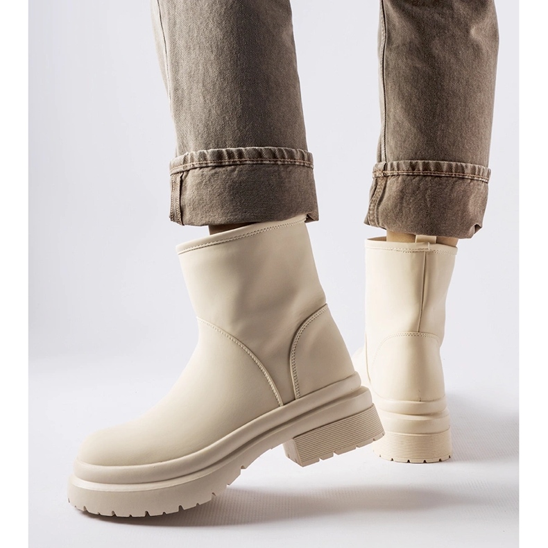 Inna Béžové gumové zateplené kotníkové boty Clotilde béžový 1