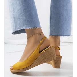 Žluté espadrilky na alpatských klínech žluť 1