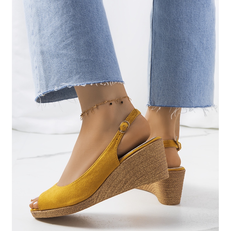 Žluté espadrilky na alpatských klínech žluť 1