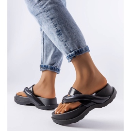 BM Černé sandály na platformě od Lachapelle černý 2