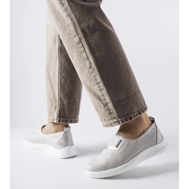 Stříbrné tenisky Ethel z perforované kůže stříbrný 1