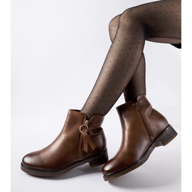 Hnědé zateplené klasické kotníkové boty Corciano hnědý 1