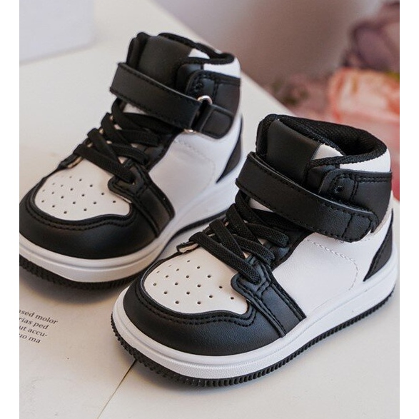 Vysoká dětská sportovní obuv Bílá a Černá Teredite bílý 1