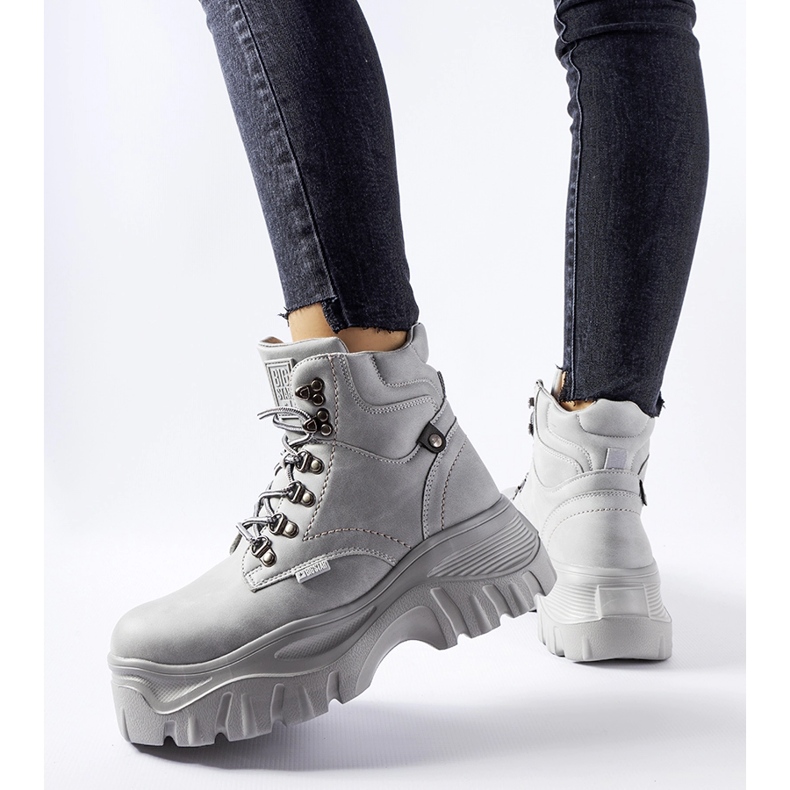 Šedé boty Big Star KK274367 šedá 1