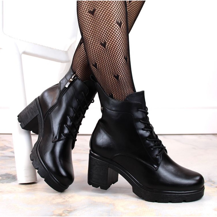 Zateplené kotníkové boty a platforma Potocki W WOL188 černá 1