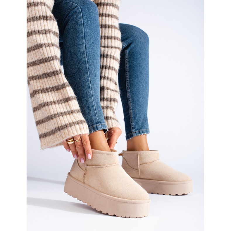 Béžové krátké sněhule na platformě Shelovet béžový 1