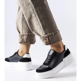 Černé tenisky na silné platformě Seluci černý 2