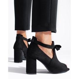 W. Potocki Jarní dámské semišové kozačky značky Potocki černá 1