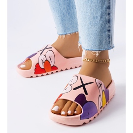 Růžové žabky s běhounem a potisky Lindale růžový 1 Růžové žabky s běhounem a potisky Lindale růžový 1