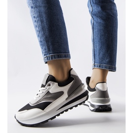 Inna Černobílé tenisky na platformě od Doirons černá 1