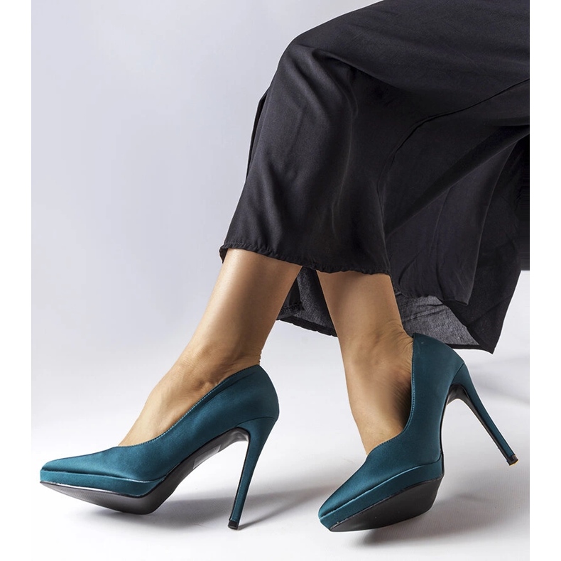 Tmavě zelené saténové lodičky Silje zelená 1