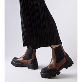 Hnědé nazouváky značky Sibyla hnědý 1