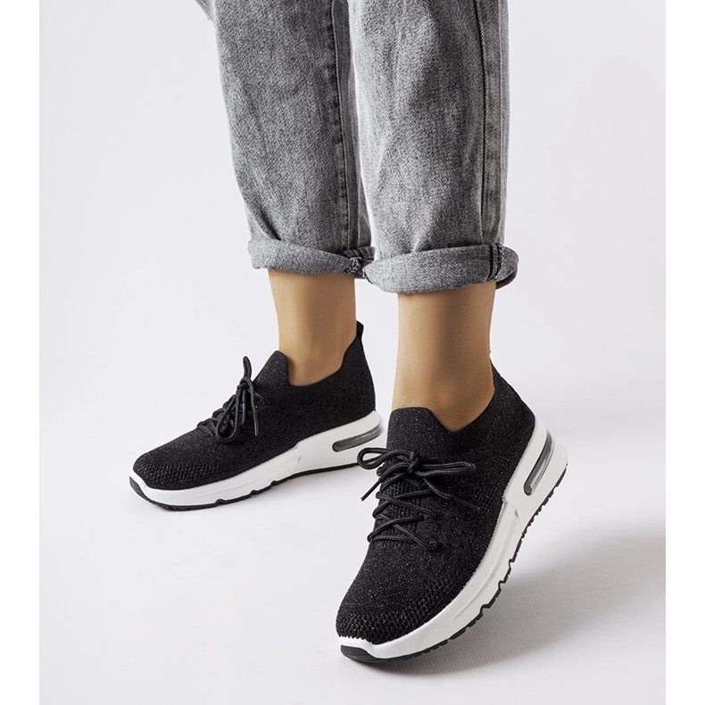 Inna Černé tenisky zdobené lesklou nití Randolph černá 1