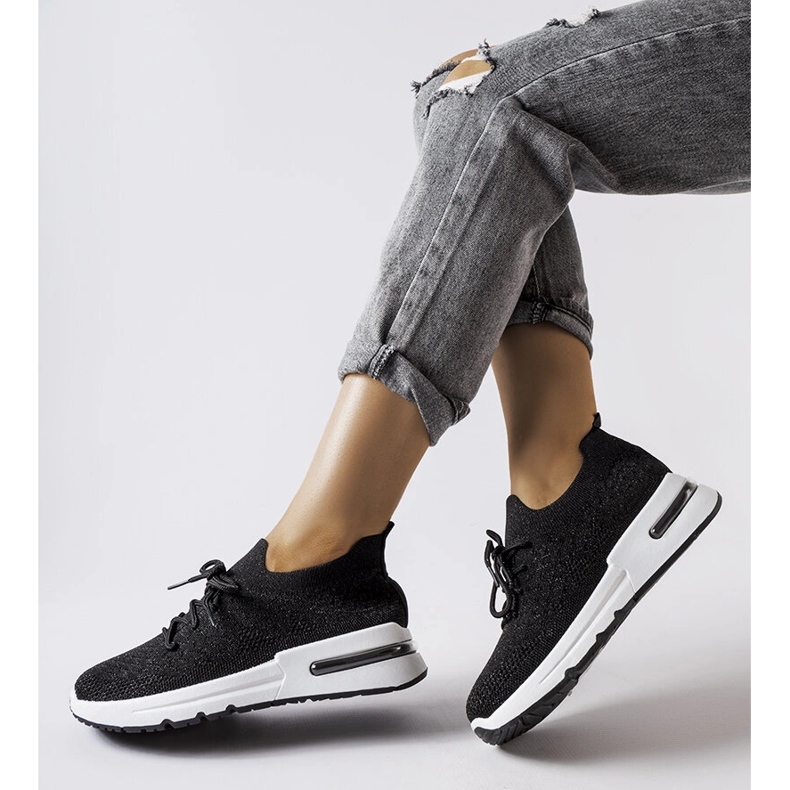 Inna Černé tenisky zdobené lesklou nití Randolph černá 2