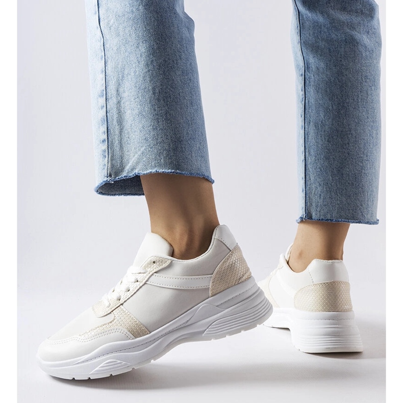 Bílé tenisky s akcenty hadí kůže od Diega bílý 1