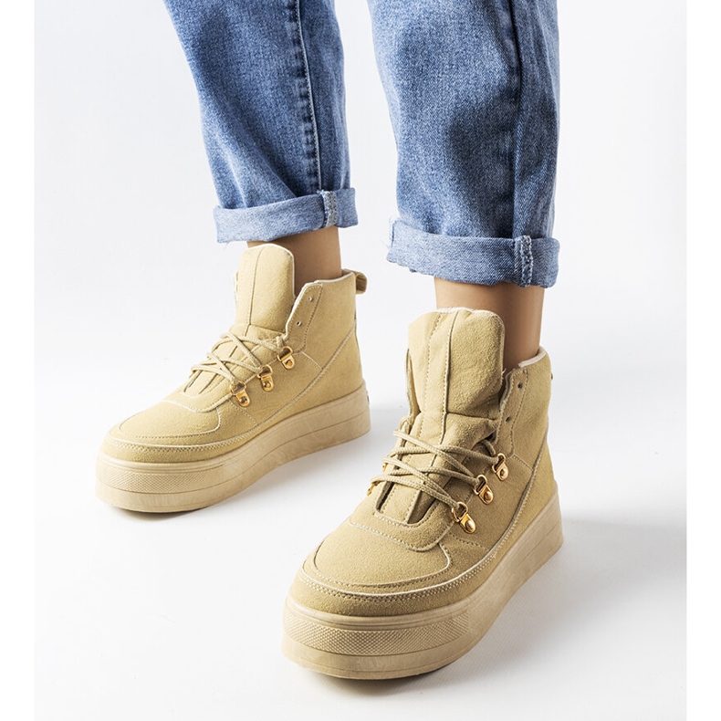 Béžové šněrovací boty na platformě od Jolin béžový 1 Béžové šněrovací boty na platformě od Jolin béžový 1