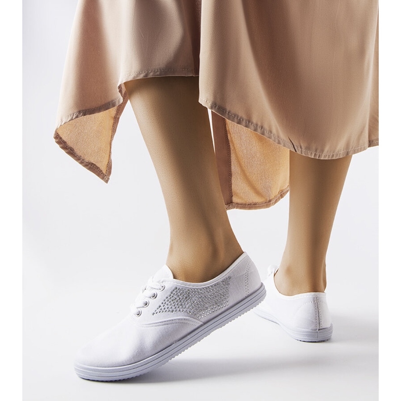 Bílé tenisky s kamínky od Godfrey bílý 1