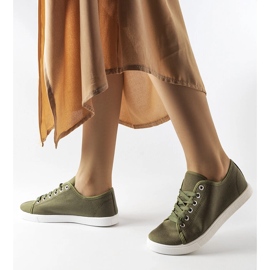 Zelené textilní tenisky od Razanu zelený 1