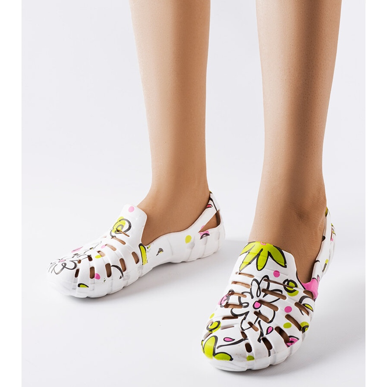 Bílé gumové žabky se vzorem Finley bílý 1