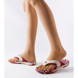 Suoma červené textilní žabky s květinami 1