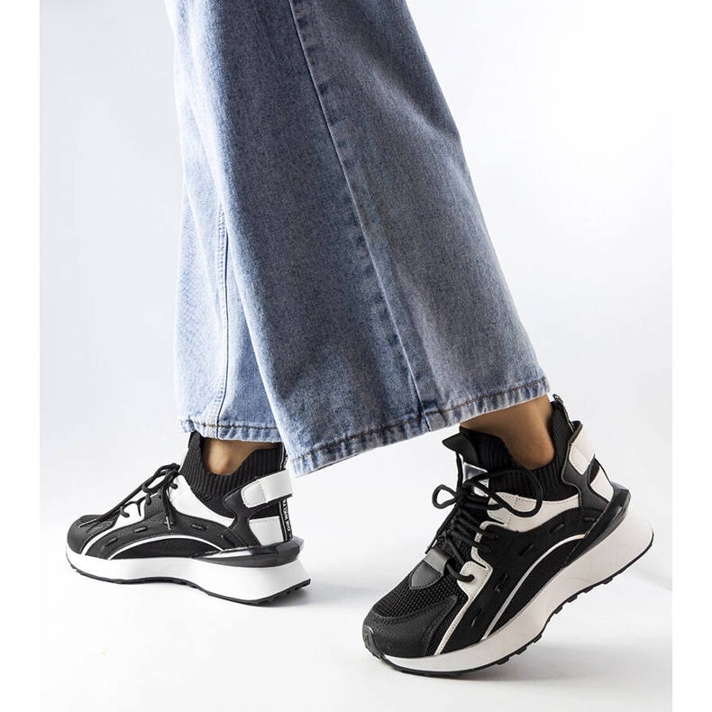 Inna Černobílé stylové tenisky od Begins černá 1