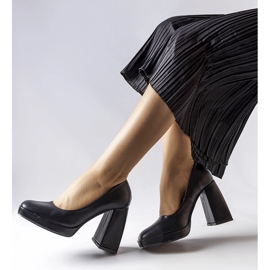 Černé lodičky na vysokém podpatku od Mailly černá 1