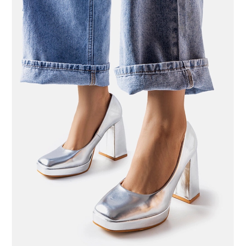 Stříbrné lodičky na vysokém podpatku od Mailly stříbrný 1