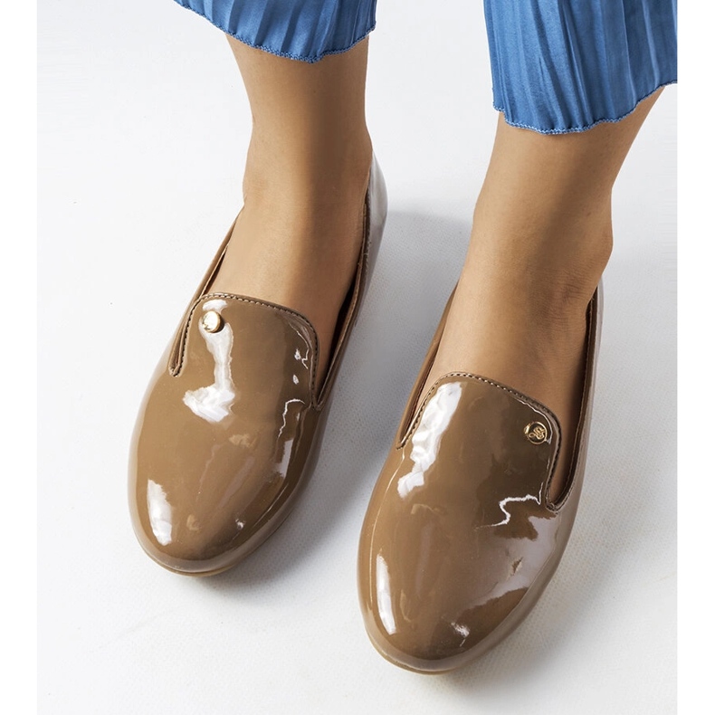 Hnědé lakovky Lang hnědý 1