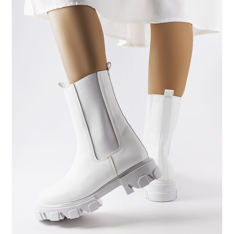 Bílé pracovní boty Vallejo bílý 1