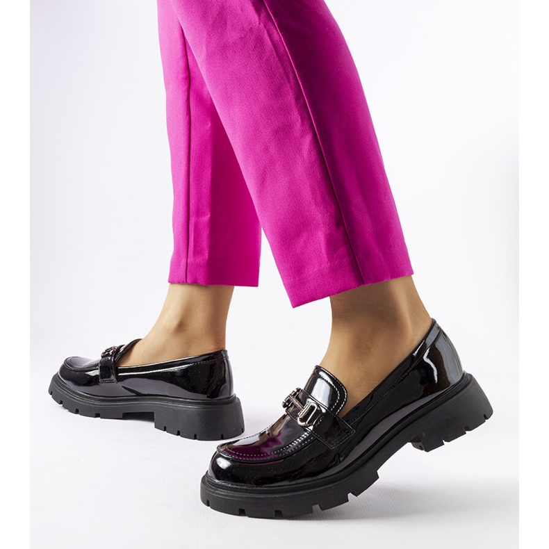 Inna Černé lakované mokasíny s kamínky Cantú černá 1