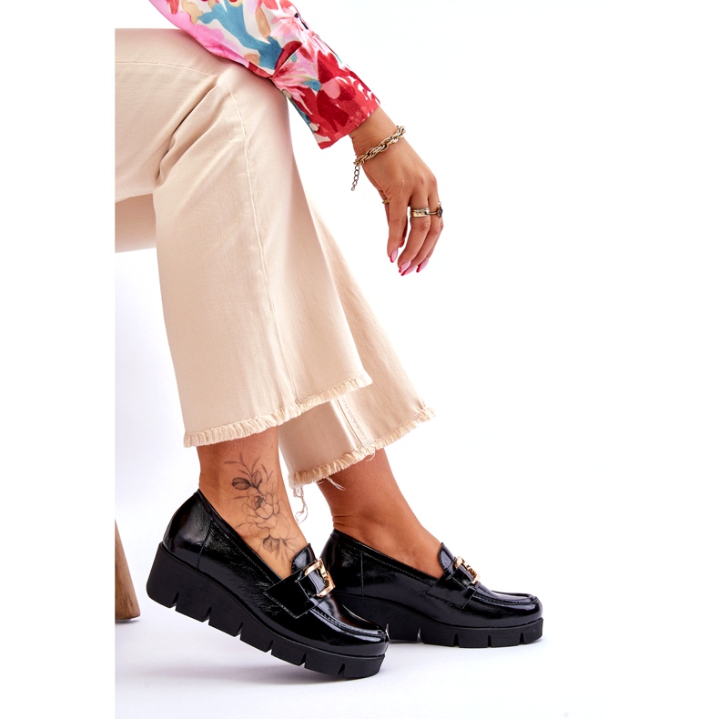 Lemar Lakované mokasíny s ozdobou na klínku, černé černá 4 Lemar Lakované mokasíny s ozdobou na klínku, černé černá 4