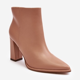 Béžové dámské kožené kotníkové boty Saitana na vysokém podpatku béžový 1 Béžové dámské kožené kotníkové boty Saitana na vysokém podpatku béžový 1