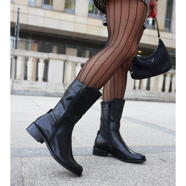 Černé zateplené vysoké kozačky značky Mayonga černá 2 Černé zateplené vysoké kozačky značky Mayonga černá 2