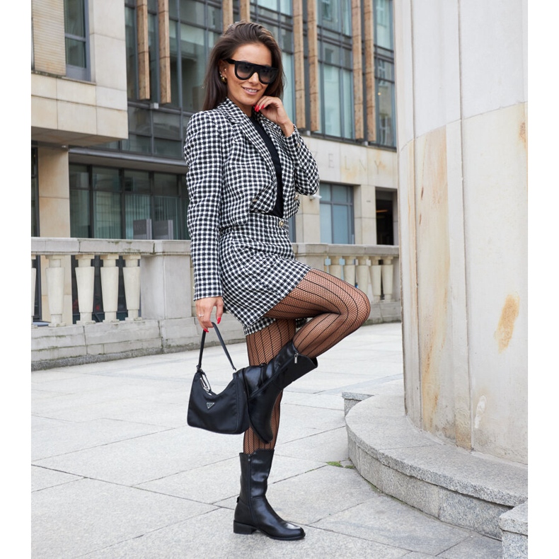 Černé zateplené vysoké kozačky značky Mayonga černá 1 Černé zateplené vysoké kozačky značky Mayonga černá 1