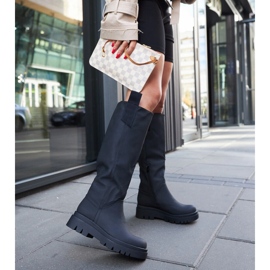 Matně černé zateplené kozačky Jayden černá 2